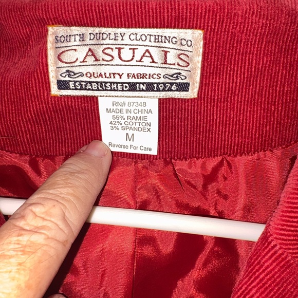 Elegant Red Corduroy Blazer - Picture 7 of 12